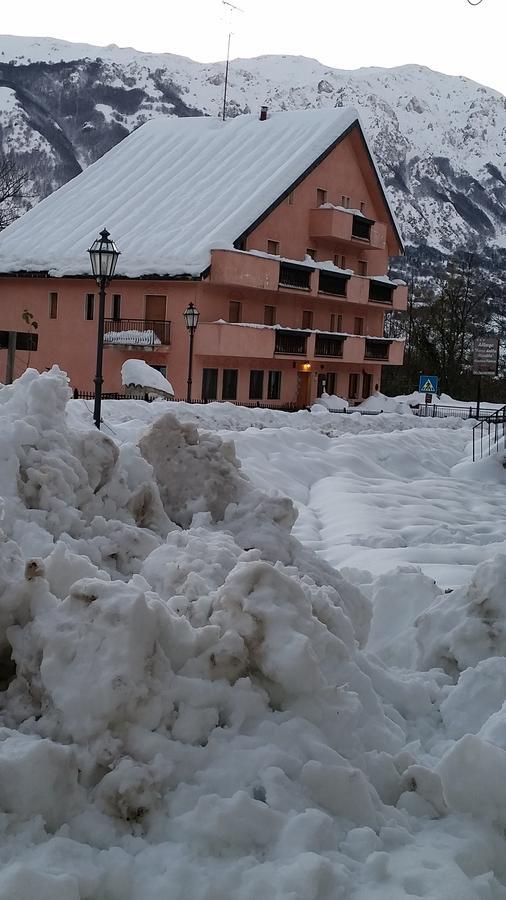 Albergo Parco Della Maiella Sant'Eufemia a Maiella Exterior photo