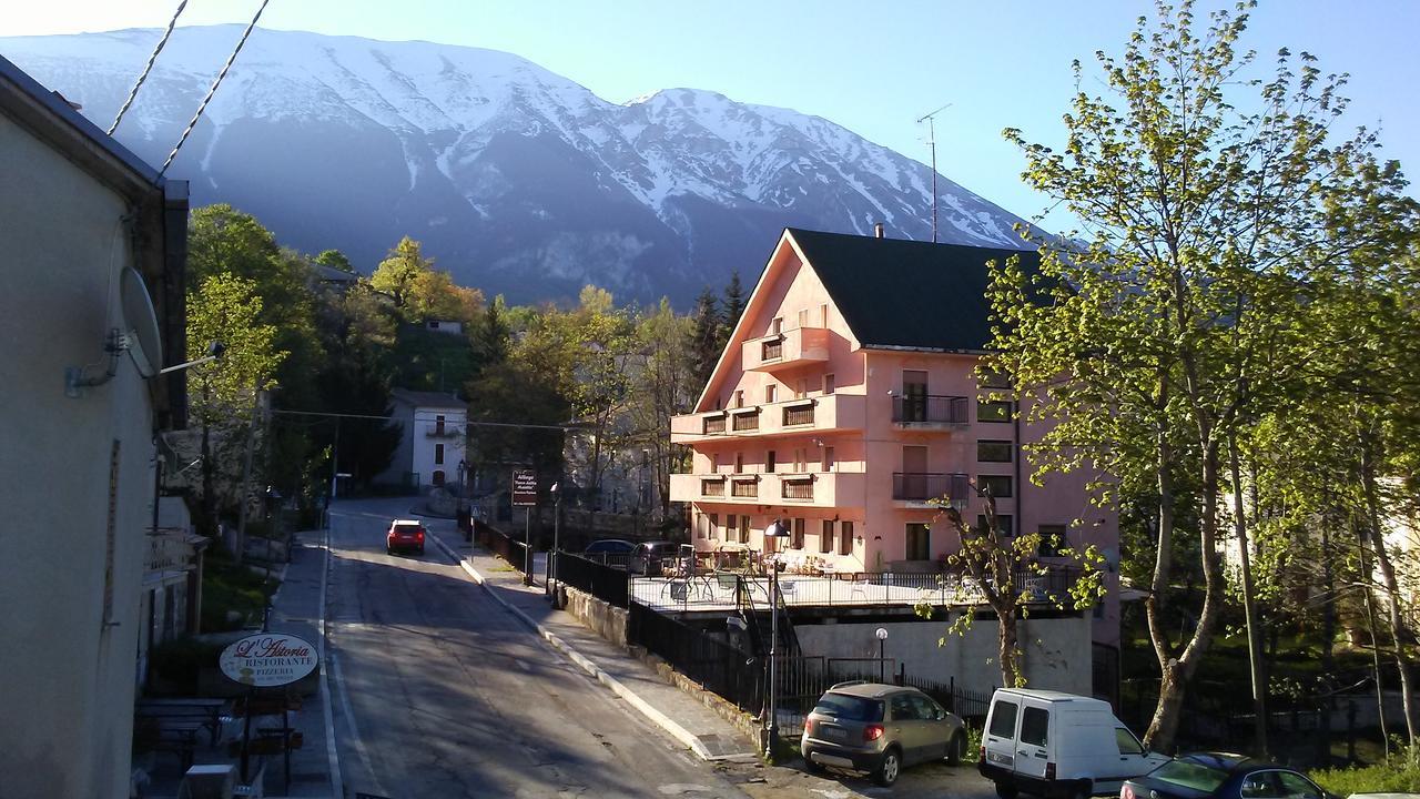 Albergo Parco Della Maiella Sant'Eufemia a Maiella Exterior photo